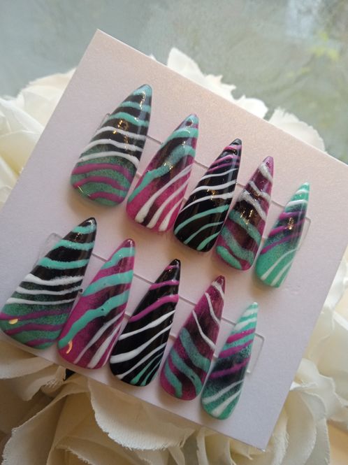 Hovedbilde Akryl Stipes Wild Nails